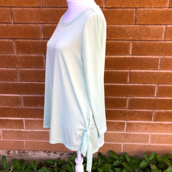 EUC Soft Surroundings Green Tee - Picture 4 of 6